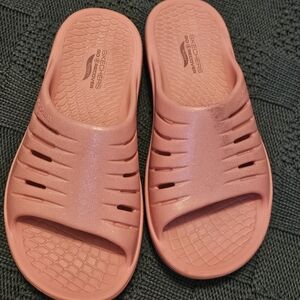 Skechers Women's Pink Sparkle Slide Sandals